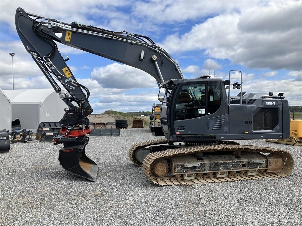 Liebherr R924 Roomikekskavaatorid