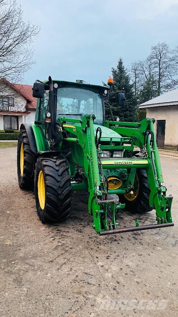 John Deere 5820 Traktorid