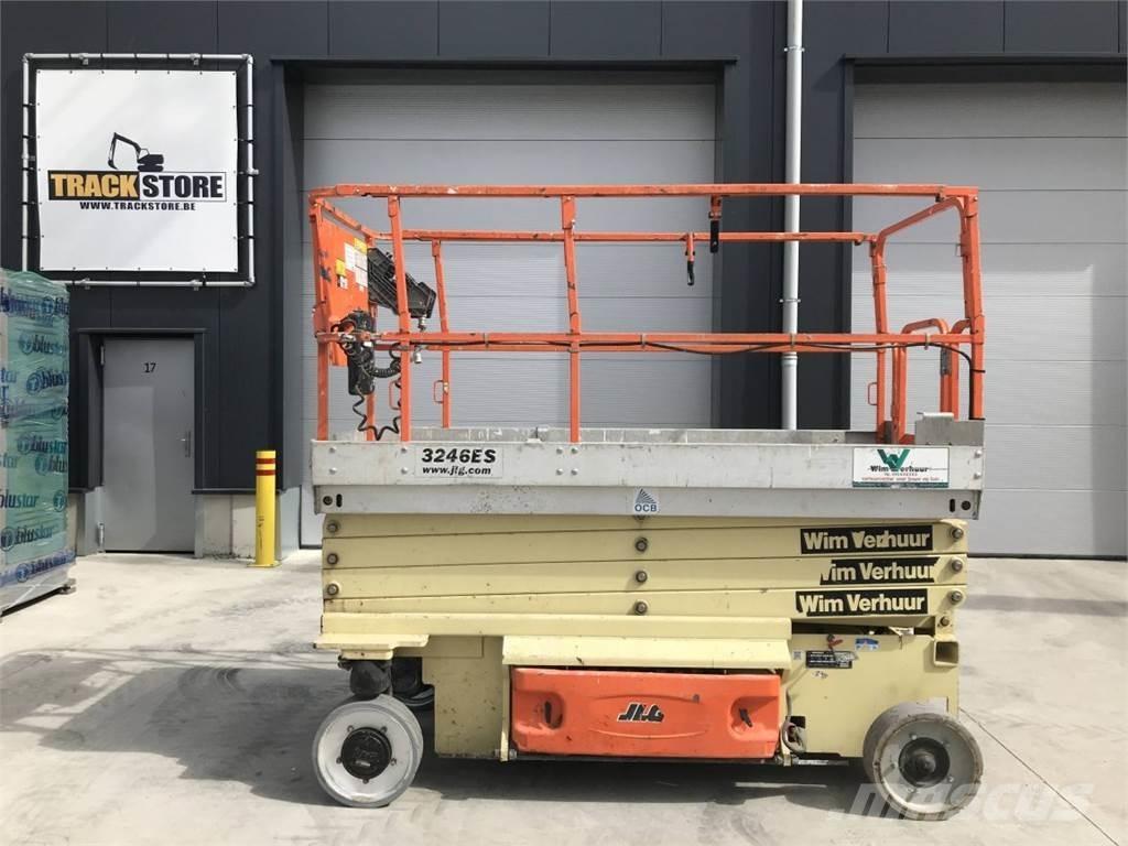 JLG 3246ES (1240) Käärtõstukid