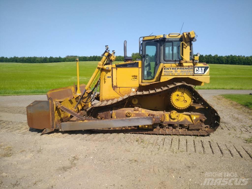 CAT D 6 T LGP Buldooserid