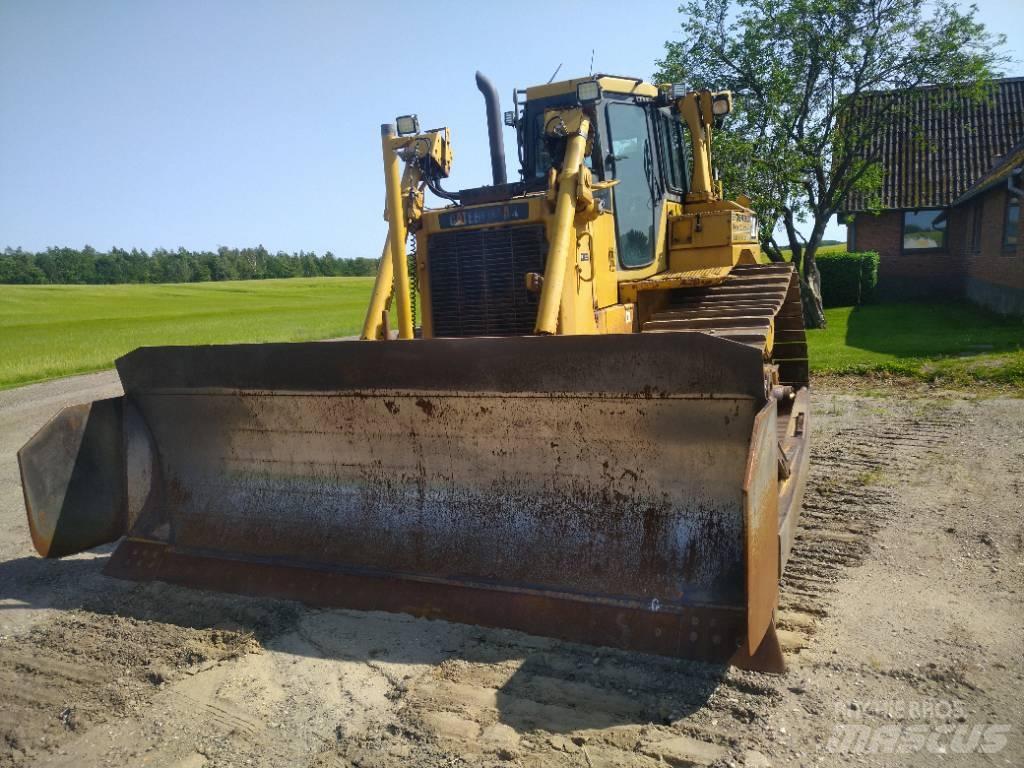 CAT D 6 T LGP Buldooserid