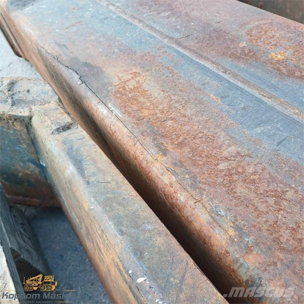 Loglift 111 Forvarderi kraanad
