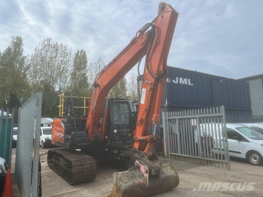 Hitachi zx130-7 Roomikekskavaatorid