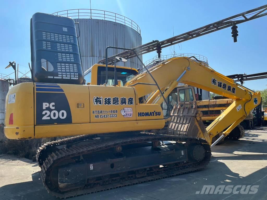 Komatsu PC 200-8N1 Roomikekskavaatorid