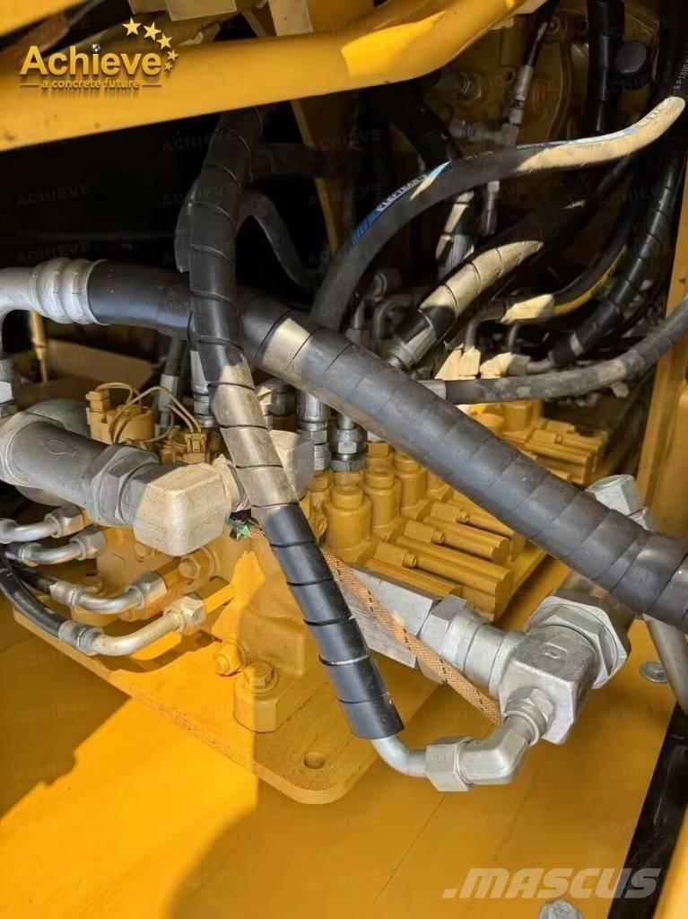 CAT 307 Roomikekskavaatorid