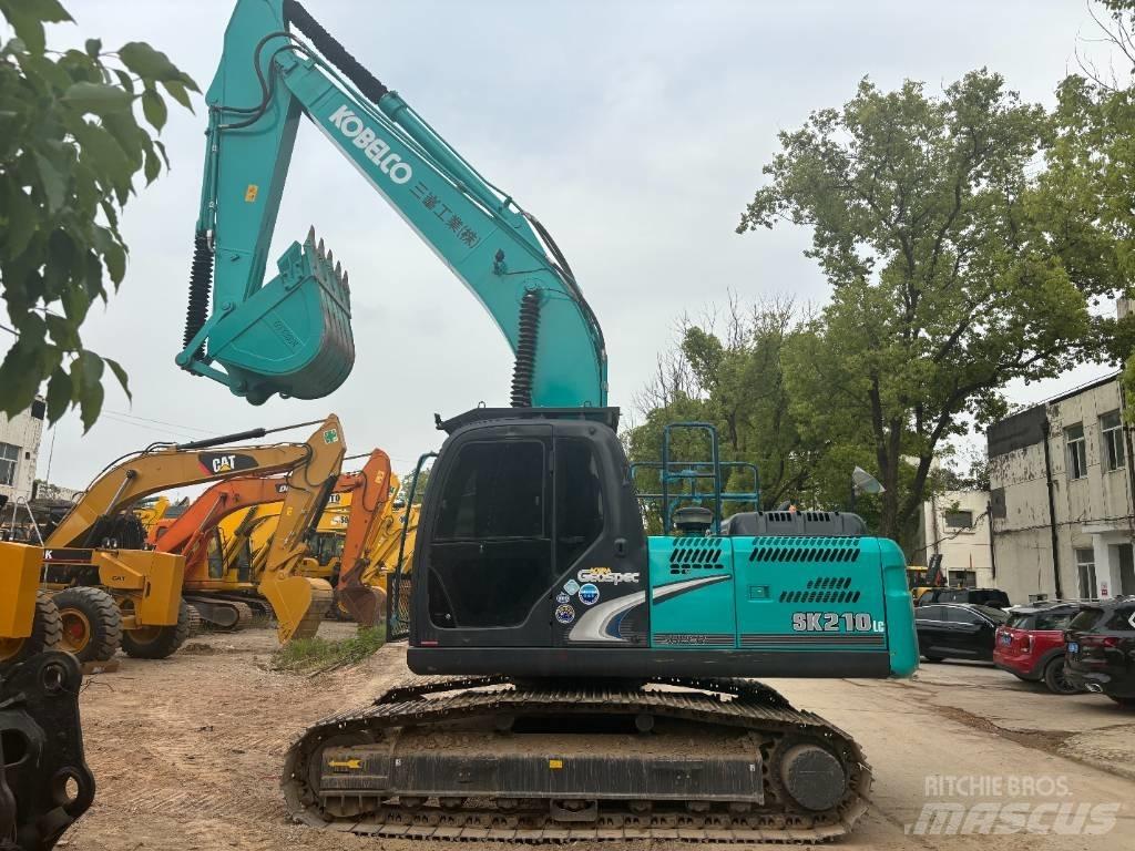 Kobelco SK 210 Roomikekskavaatorid
