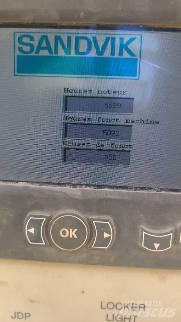 Sandvik QJ 241 Iseliikuvad purustid