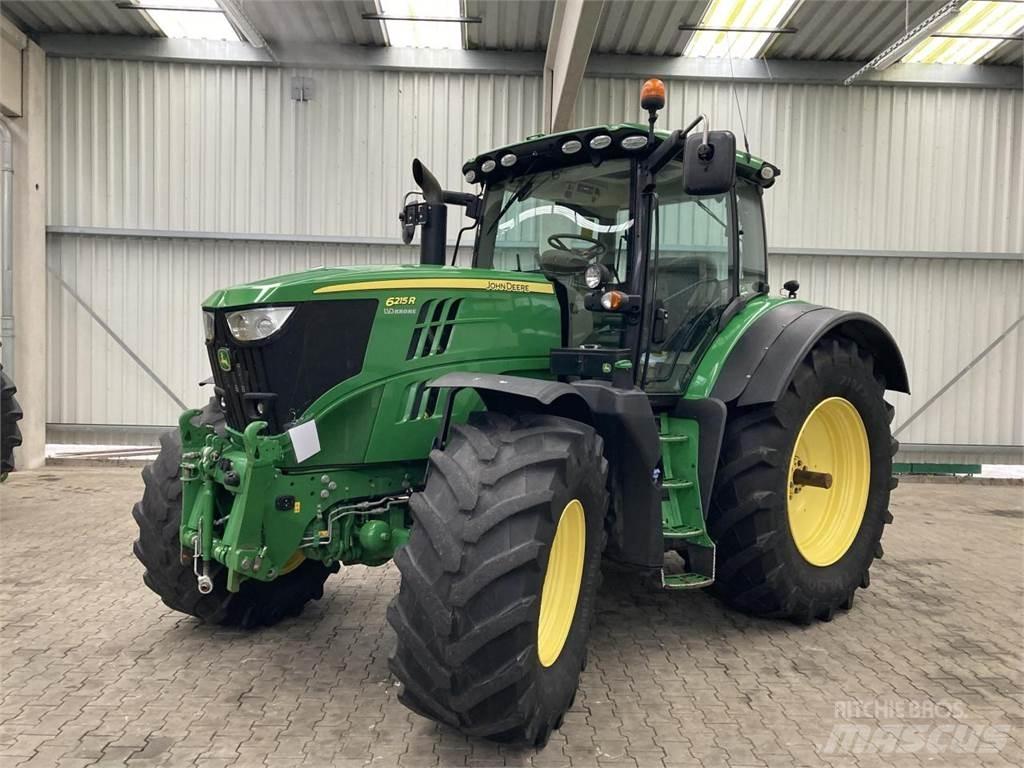 John Deere 6215R Traktorid