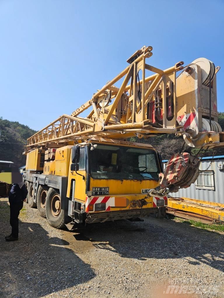 Liebherr LTM 1090-2 Maastikutõstukid