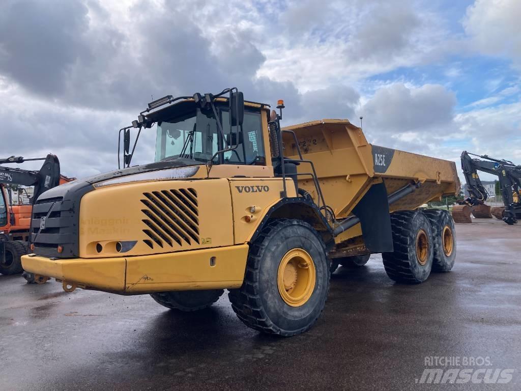 Volvo A 25 E Liigendraamiga pinnaseveokid