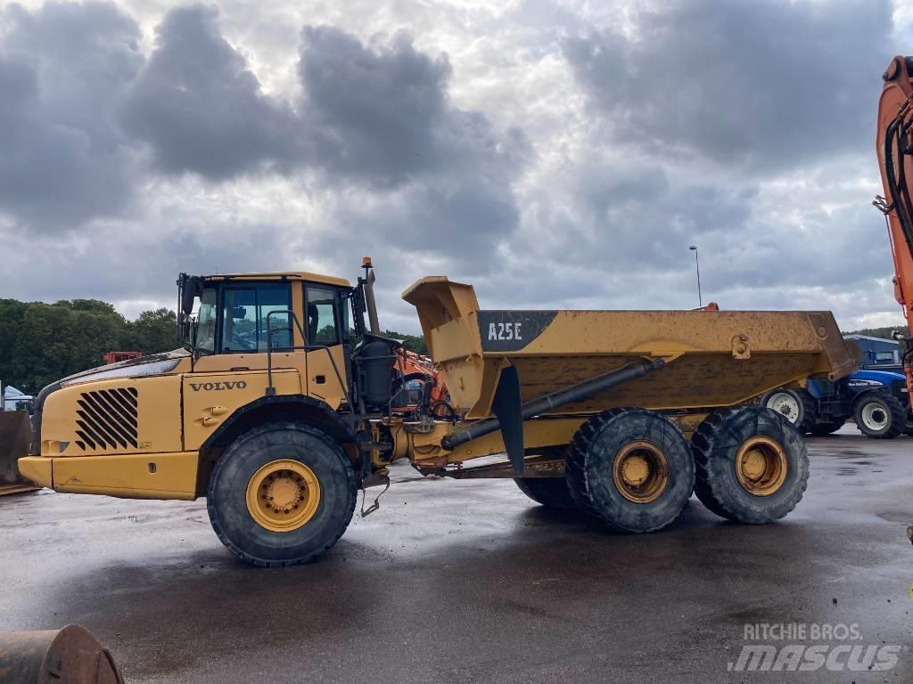 Volvo A 25 E Liigendraamiga pinnaseveokid