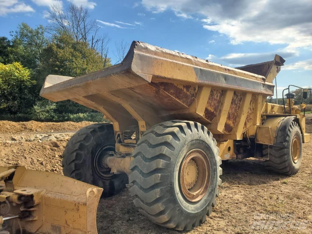 CAT D 25 D Liigendraamiga pinnaseveokid