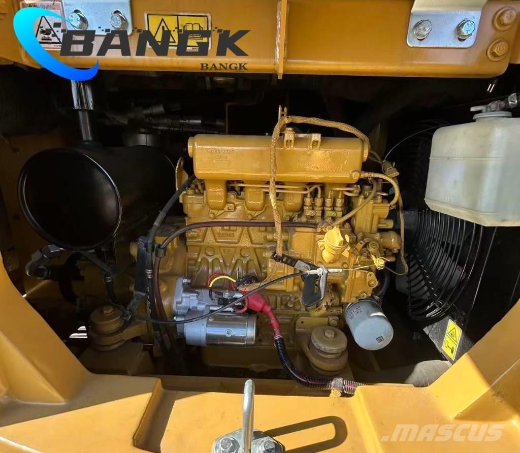 CAT 306E2 Roomikekskavaatorid