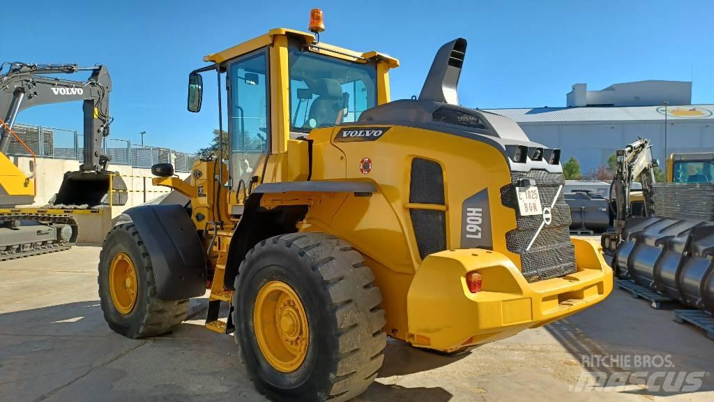 Volvo L 90 H Rataslaadurid
