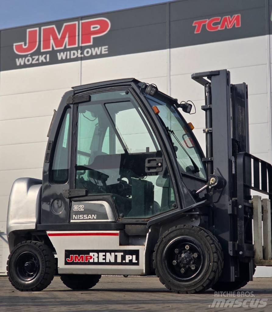 Nissan FGD02 A 32 Q Gaasitõstukid