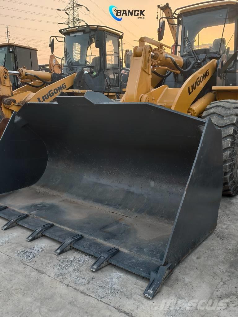 LiuGong CLG870H Rataslaadurid