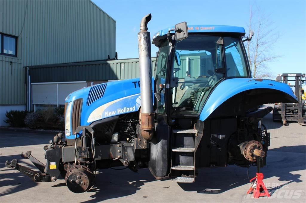 New Holland T8020 Traktorid