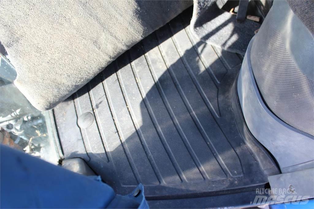 New Holland T8020 Traktorid