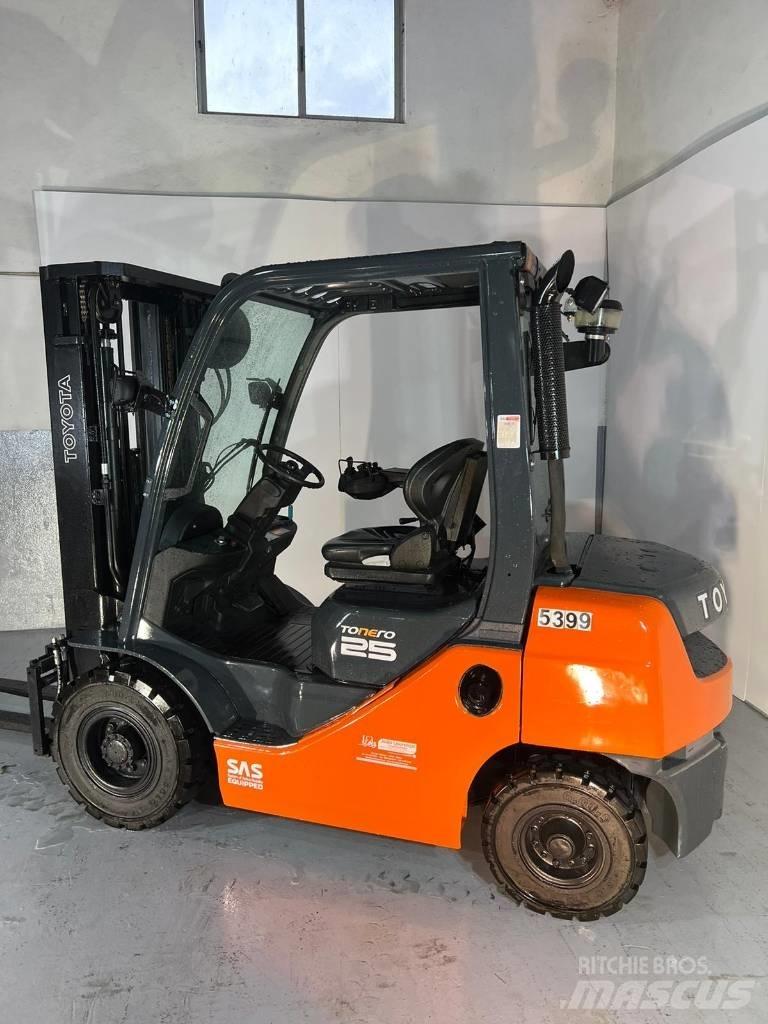 Toyota 02-8 FD F 25 Diiseltõstukid