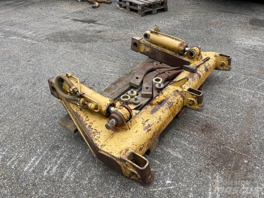 CAT 953 C Kaabitsad