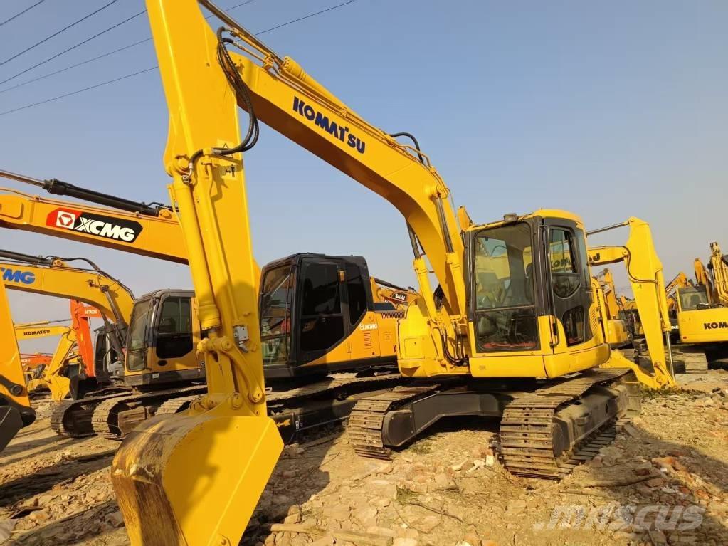 Komatsu PC138 Väikeekskavaatorid 7t-12t