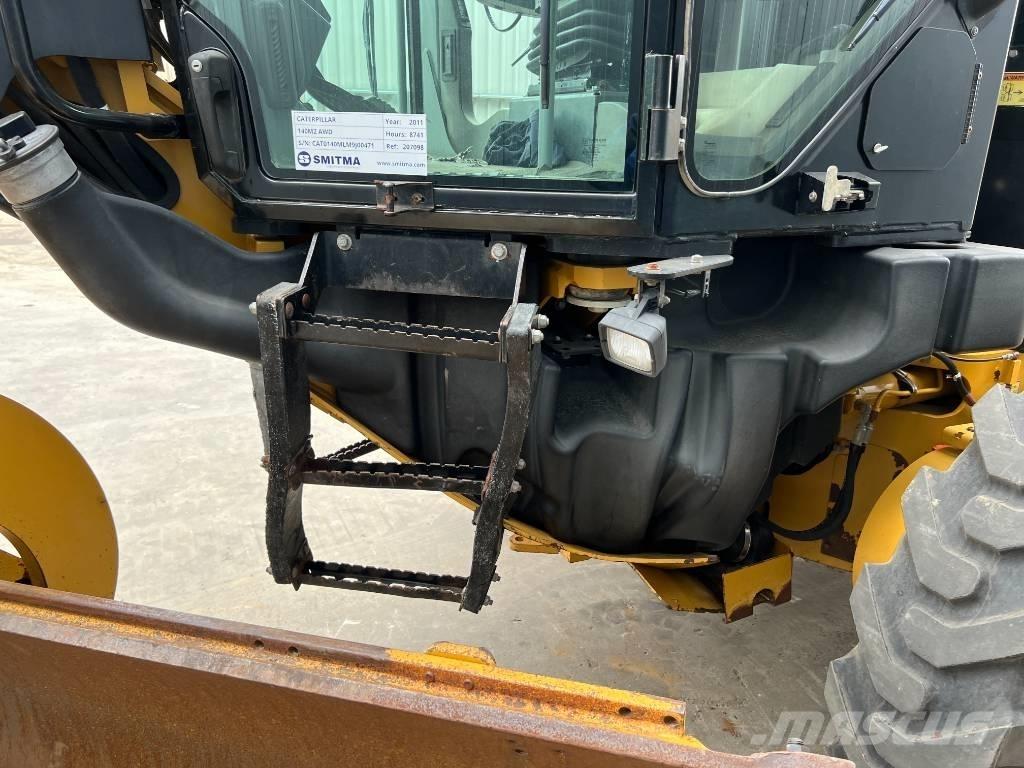 CAT 140M2 AWD Greiderid