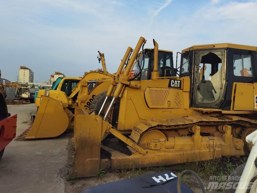 CAT D 6 G Buldooserid