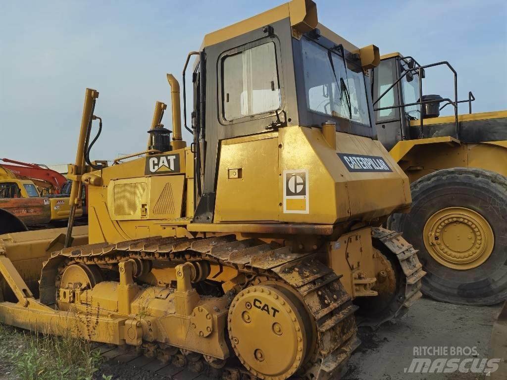 CAT D 6 G Buldooserid