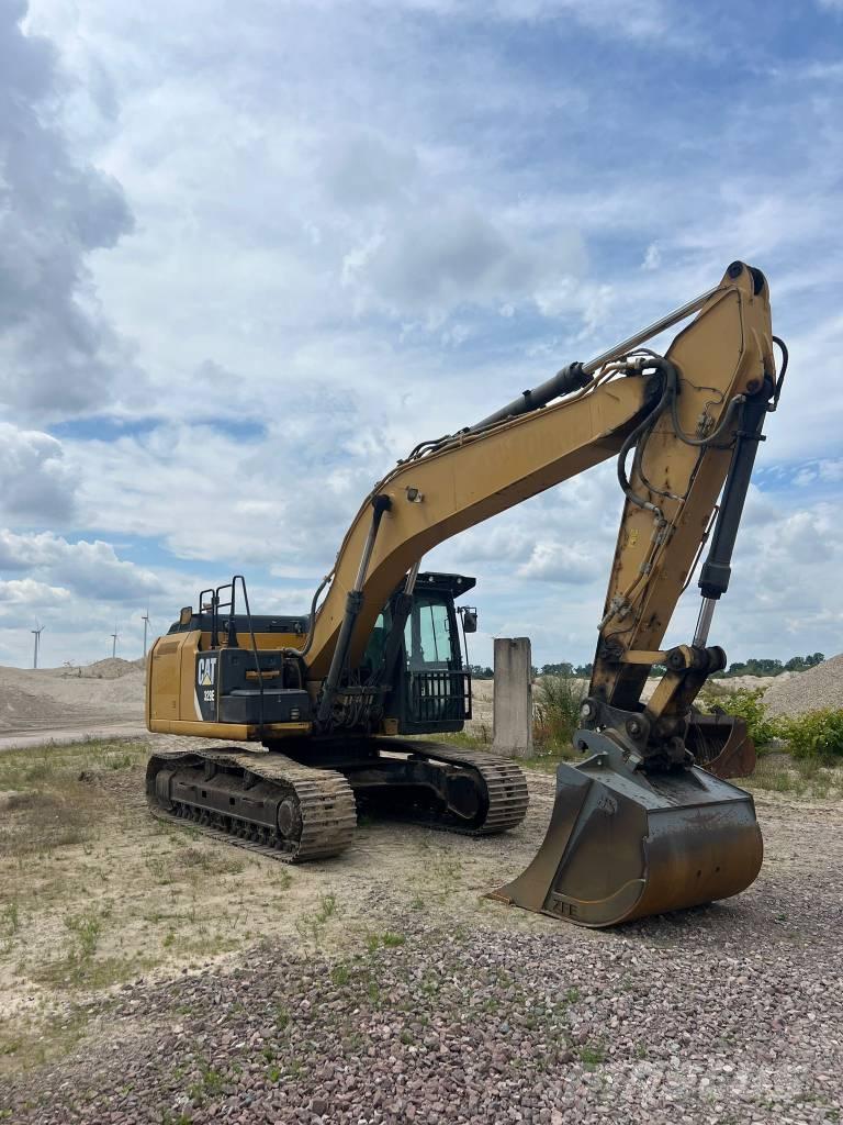CAT 329 E LN Roomikekskavaatorid