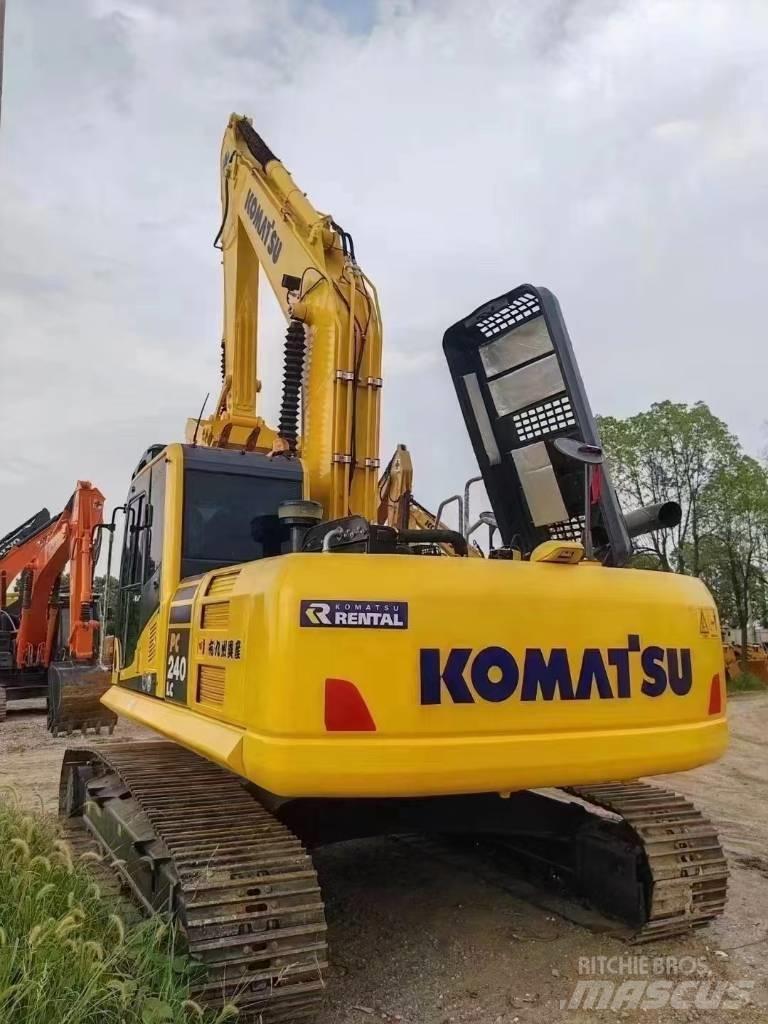 Komatsu 240LC-8 Roomikekskavaatorid