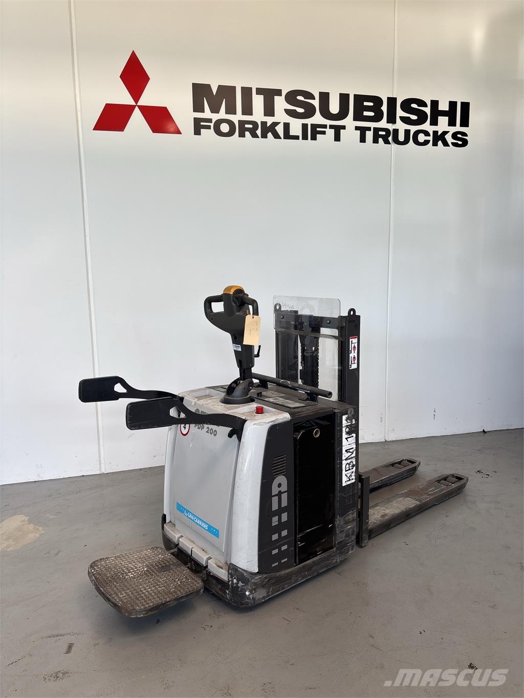 UniCarriers PDP200 Platvormiga virnastajad