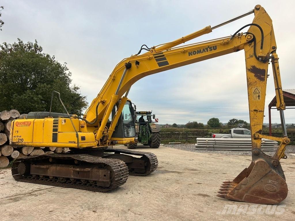 Komatsu PC 210-6K Roomikekskavaatorid