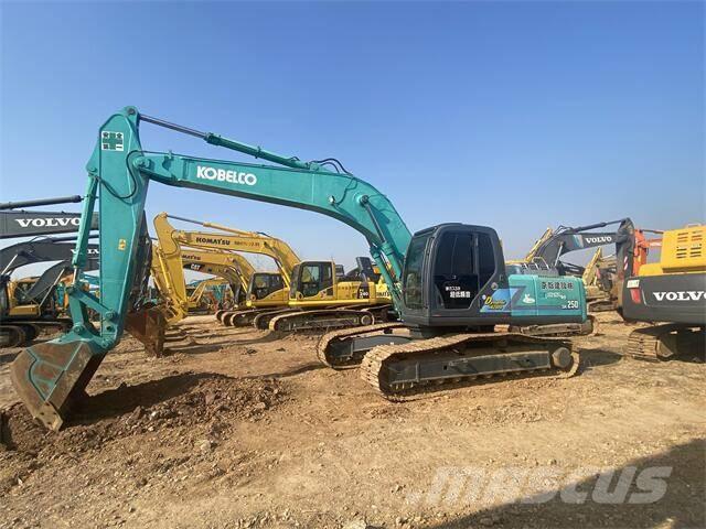 Kobelco SK250-8 Roomikekskavaatorid