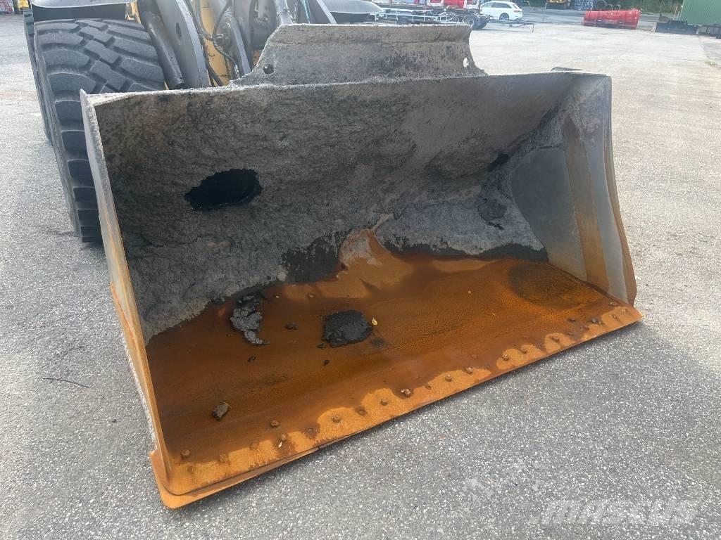 Volvo L 90 H Rataslaadurid