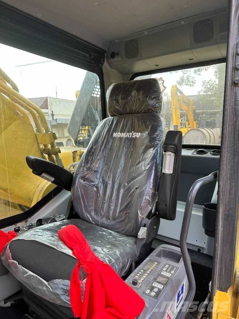 Komatsu PC 360 Roomikekskavaatorid