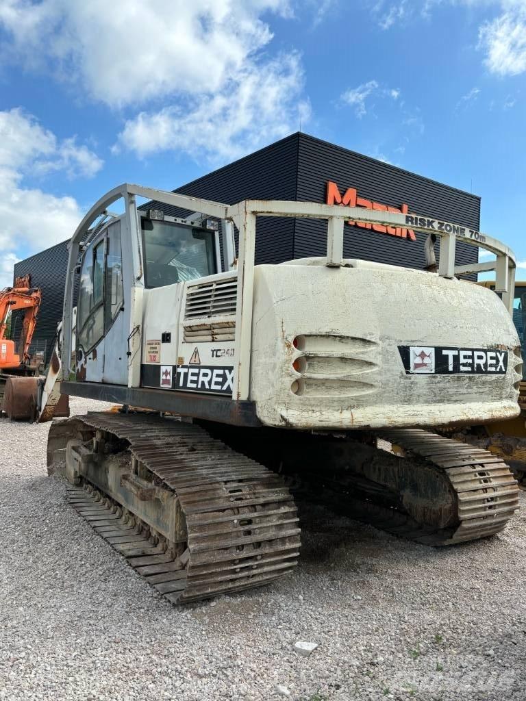Terex TC 240 LC Roomikekskavaatorid