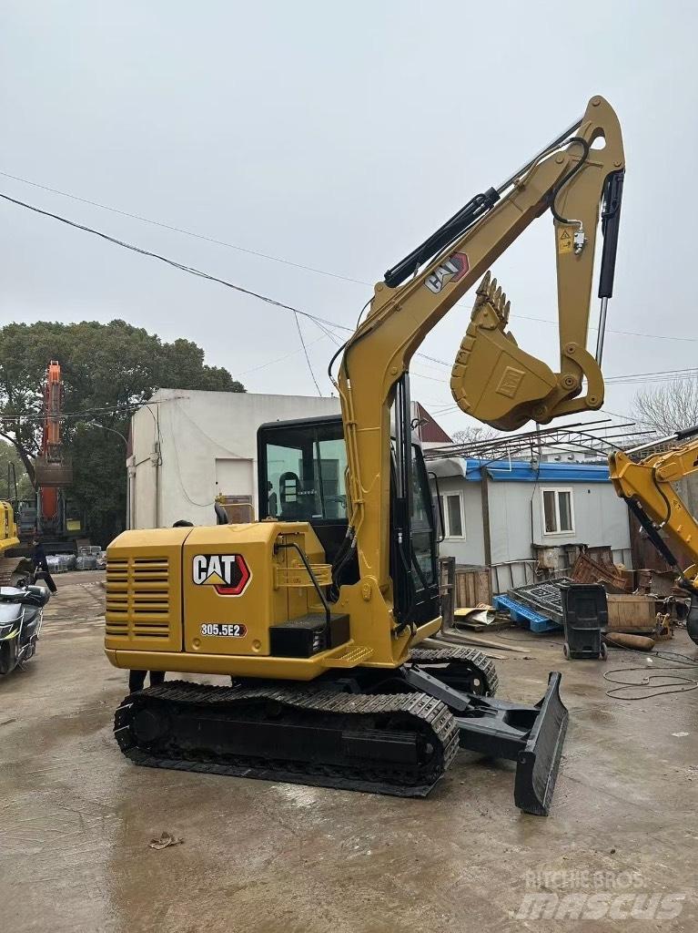 CAT 305.5 Miniekskavaatorid < 7 t