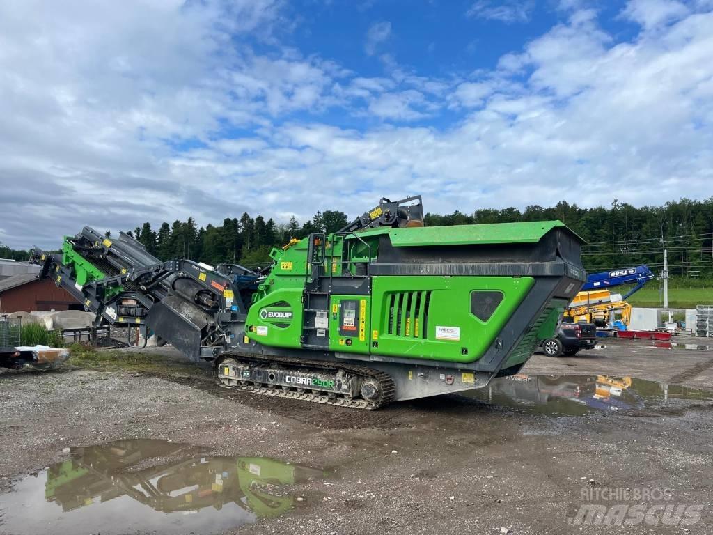 EvoQuip Cobra 290R Iseliikuvad purustid
