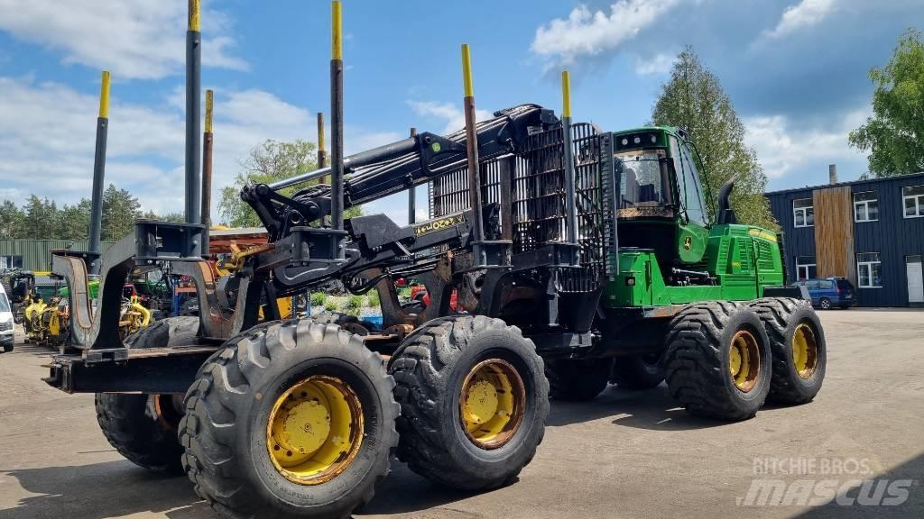 John Deere 1910 G Forwarderid