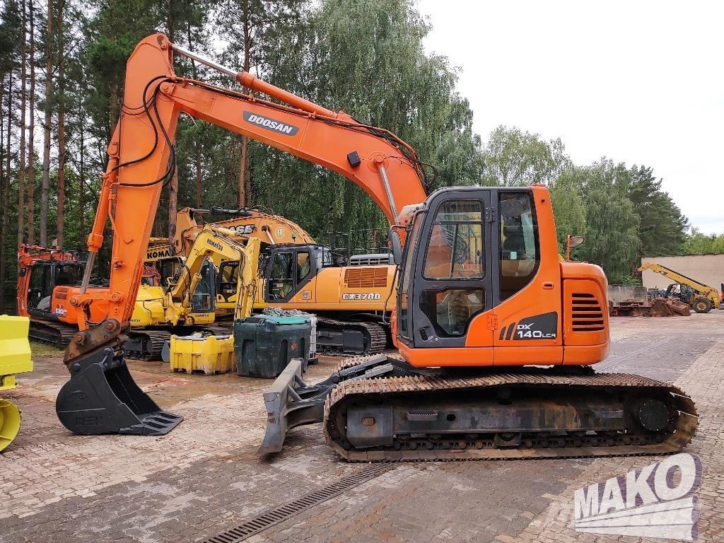 Doosan DX 140 LCR Roomikekskavaatorid