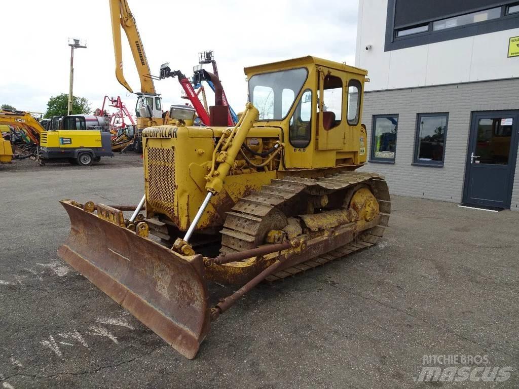CAT D4D Buldooserid