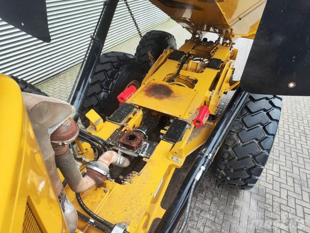 CAT 725 C2 6x6 Liigendraamiga pinnaseveokid