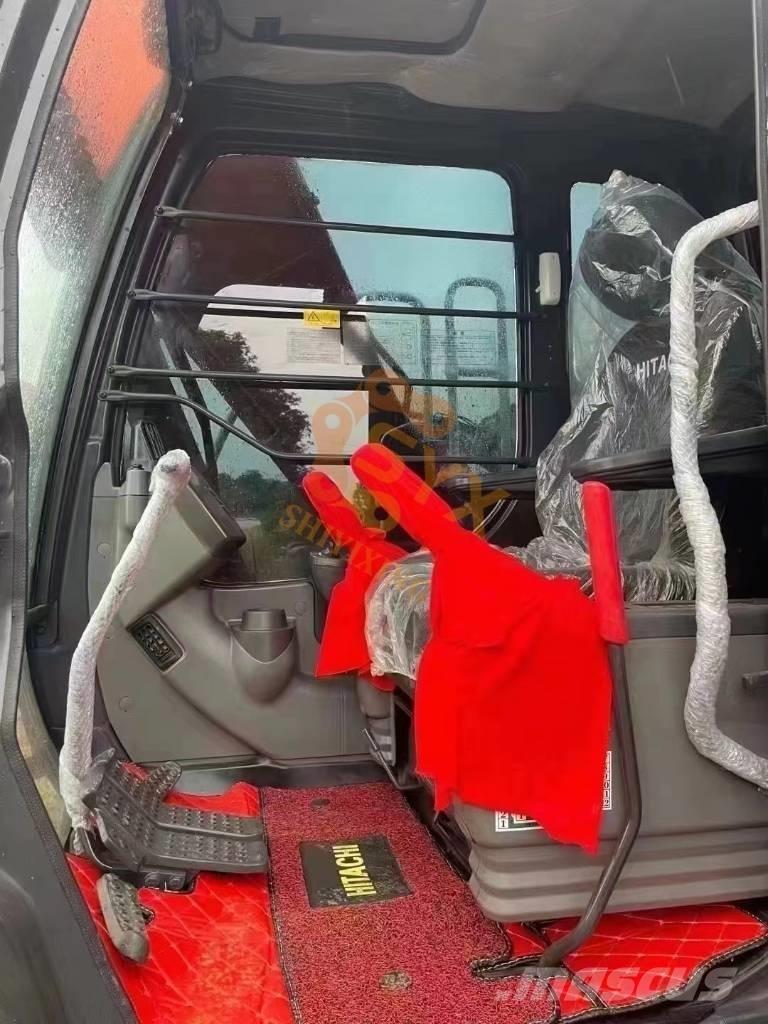 Hitachi EX 120 Roomikekskavaatorid
