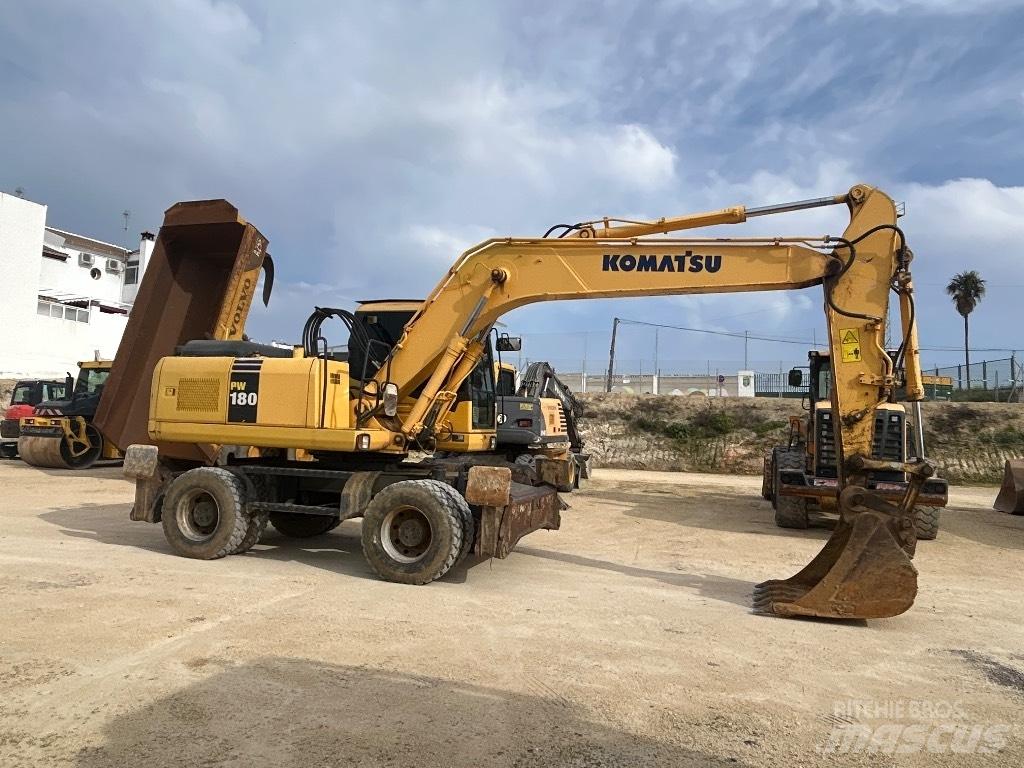 Komatsu PW 180 Ratasekskavaatorid