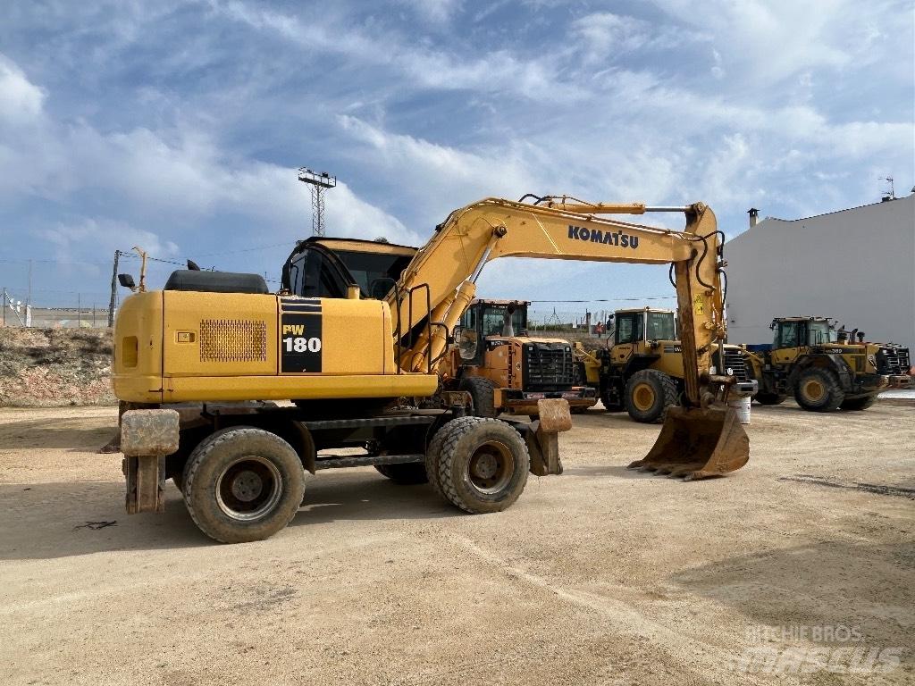 Komatsu PW 180 Ratasekskavaatorid