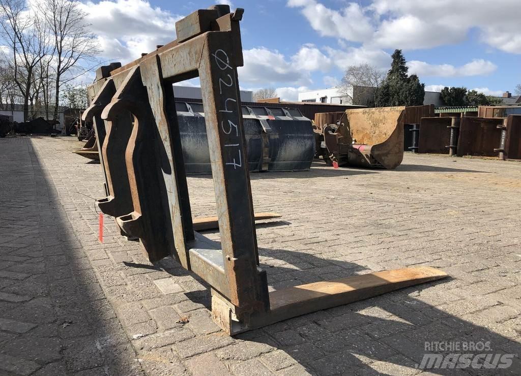  Onbekend PS-4-2000 Tõstekahvlid