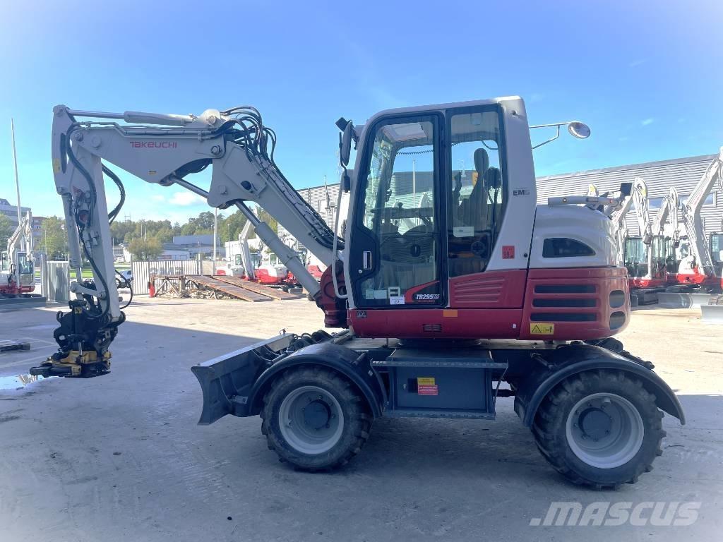 Takeuchi TB 295 W Ratasekskavaatorid
