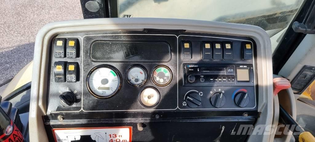 JCB 4 CX Ekskavaatorlaadurid