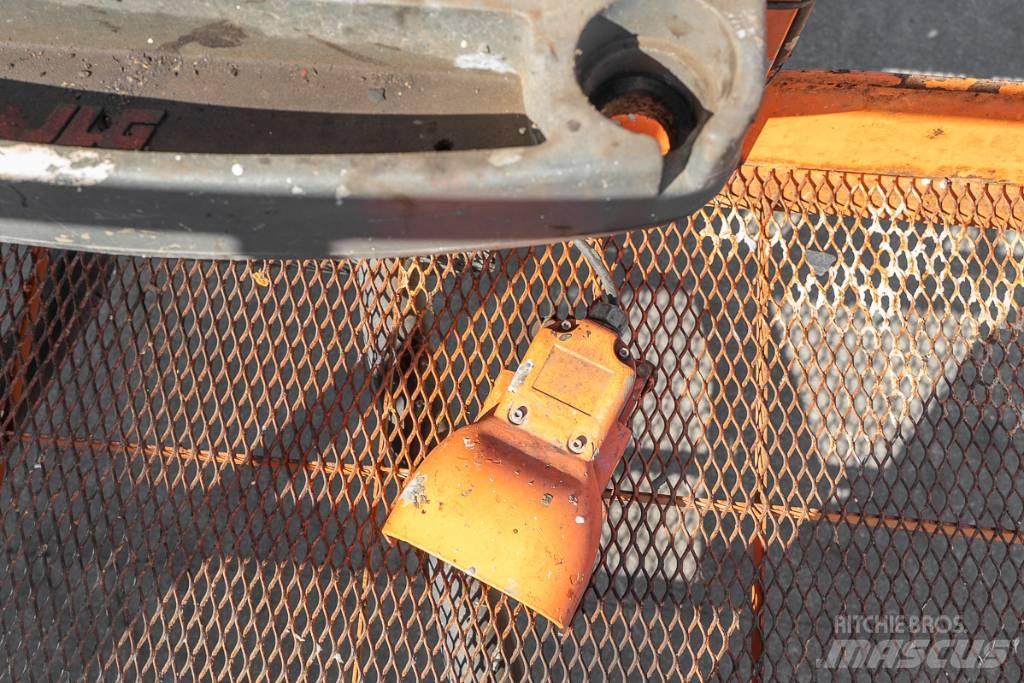 JLG 1350 SJP Teleskoop poomtõstukid
