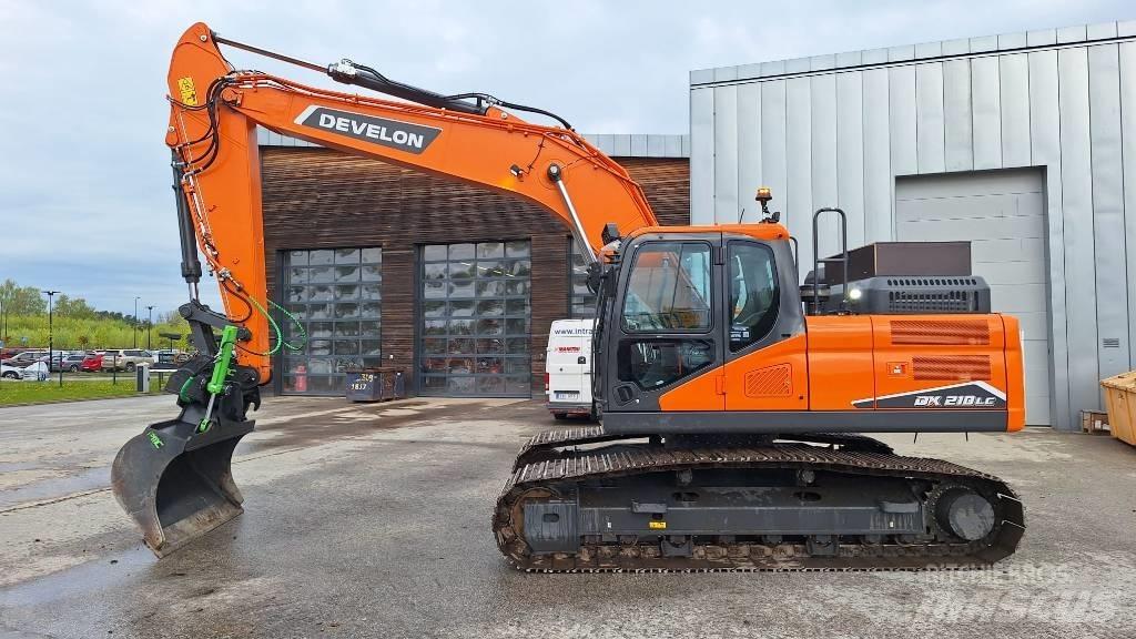 Doosan DX210LC-7 Roomikekskavaatorid
